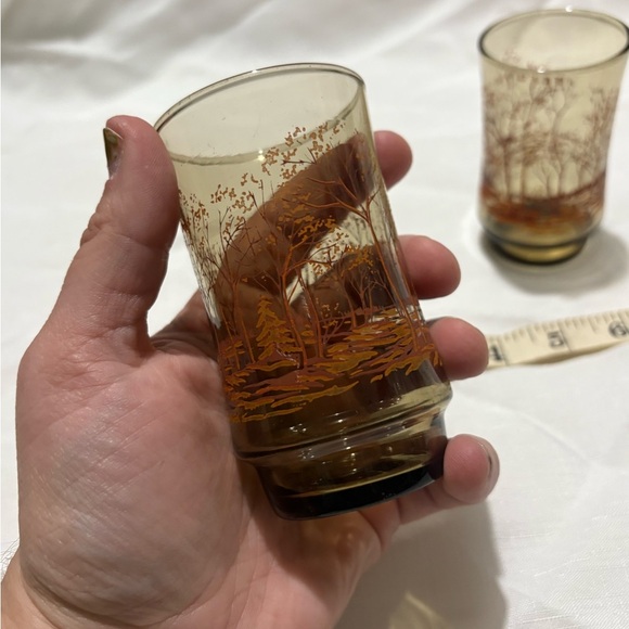 Vintage Libbey Scenic Glass Tumblers - Picture 4 of 7
